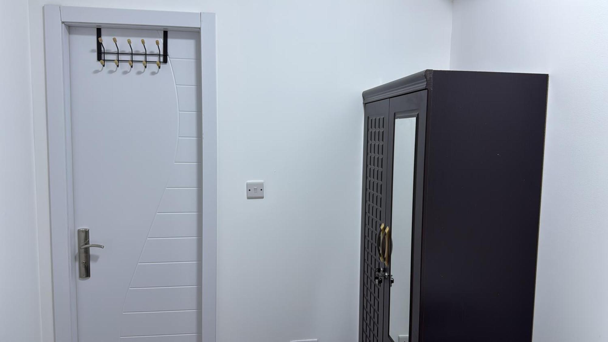 Four Stars Apartment Dubai