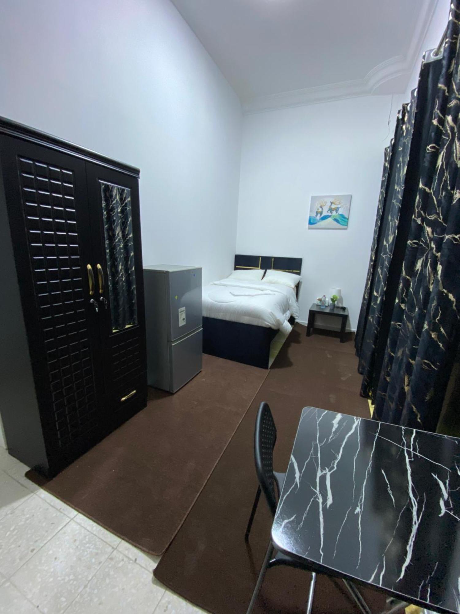 Four Stars Apartment