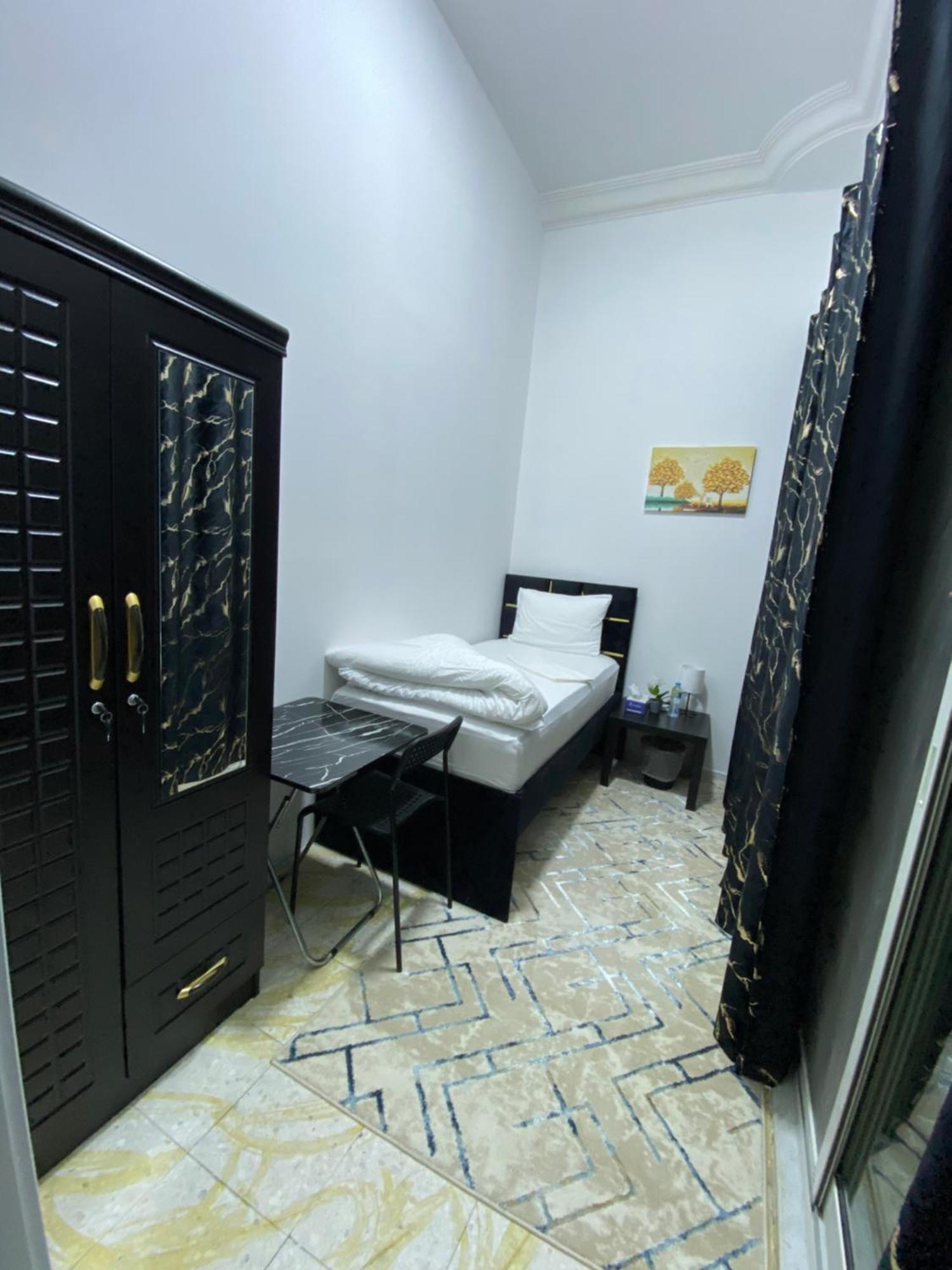 Apartment Four Stars *